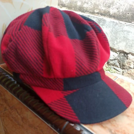 Topi Jamur Dewasa Katun Drill Laken Tebal - Kotak Merah Bludru